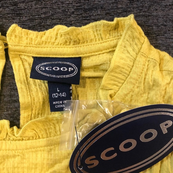 Scoop Women's Smocked Crop Top. Size Large 12/14. BNWT - Picture 4 of 4